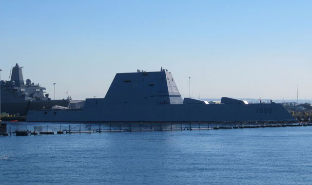 Lenkwaffenzerstörer USS Zumwalt in San Diego