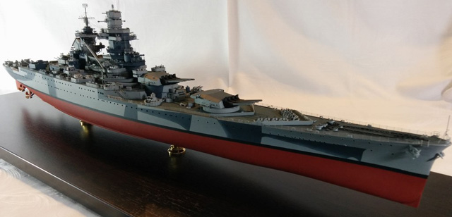 Französisches Schlachtschiff Richelieu (1/350)