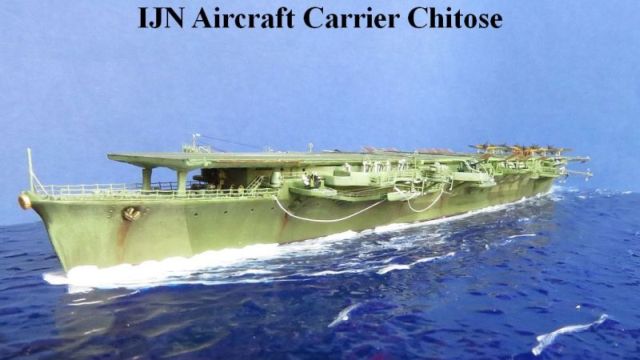 Japanischer Leichter Flugzeugträger Chitose (1/700)