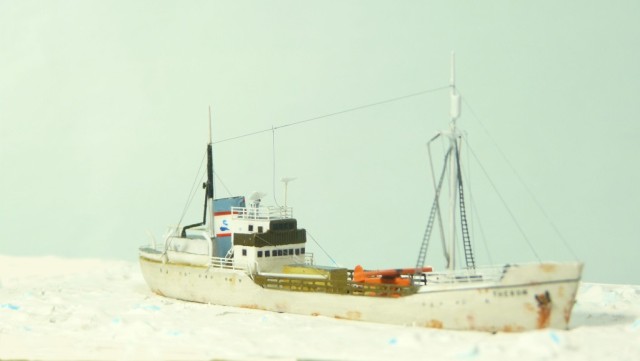Polarforschungsschiff Theron (1/700)