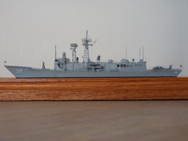 Fregatte USS Kauffman (1/700)