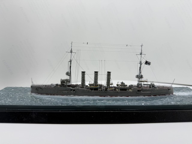 Geschützter Kreuzer SMS Dresden (1/700)