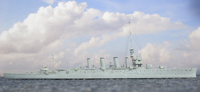 Britischer Leichter Kreuzer HMS Chester (1/700)