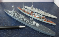 Schwerer Kreuzer Duquesne, Panzerkreuzer Waldeck-Rousseau und Leichter Kreuzer HMS Chester (1/700)