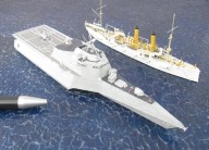 Fregatte USS Gabrielle Giffords und Geschützter Kreuzer USS Chicago (1/700)