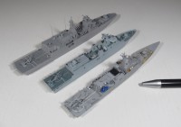 Korvette Merkurij sowie Fregatten Raden Eddy Martadinata und El Radii  (1/700)