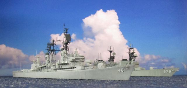 Lenkwaffenzerstörer USS Preble und Zerstörer USS Connolly (1/700)