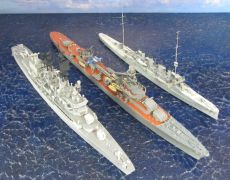Lenkwaffenzerstörer USS Preble, Leichter Kreuzer Émile Bertin und Leichter Kreuzer HMS Gloucester