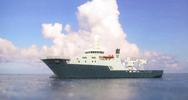 Forschungsschiff RV Petrel (1/700)