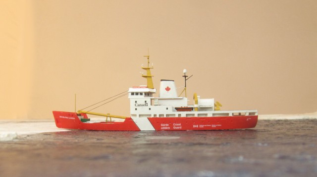 Eisbrecher CCGS Sir Wilfrid Laurier (1/700)