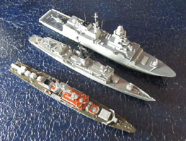 Fregatten Storoschewoi, USS Pharris und Carlo Margottini