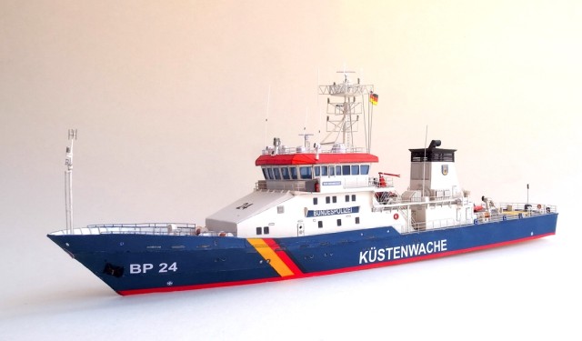 Küstenwachschiff Bad Bramstedt (1/250)