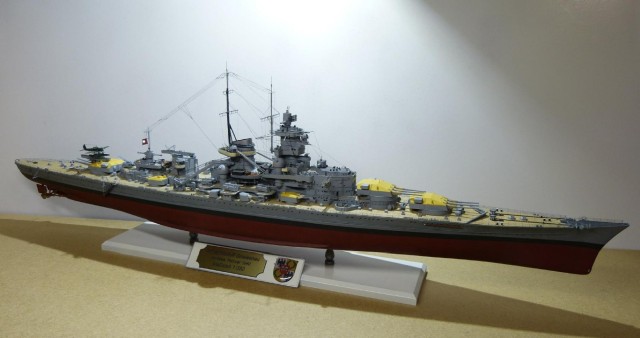 Schlachtschiff Gneisenau (1/350)