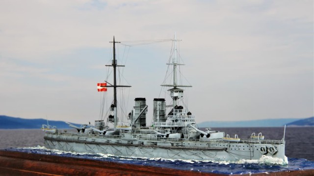 Schlachtschiff SMS Zrinyi (1/700)