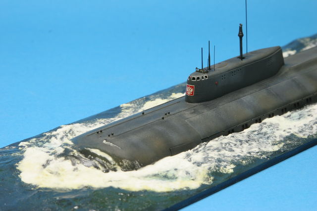 Russisches Atomunterseeboot Kursk in 1/400 von Max Hecker
