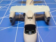 Luftraumüberwachungsflugzeug Grumman E-2C 2000 Hawkeye (1/144)