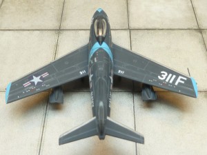 Jäger North American FJ-3 Fury (1/144)