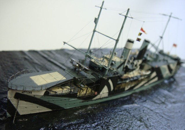 Seeflugzeugträger HMS Pegasus (1/700)