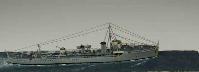 Britischer Zerstörer HMS Ferret der Acheron-Klasse