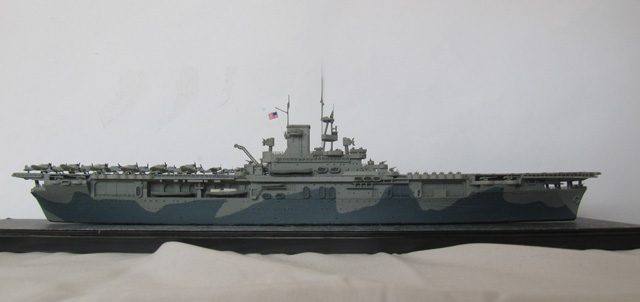 Flugzeugträger USS Wasp (1/700)