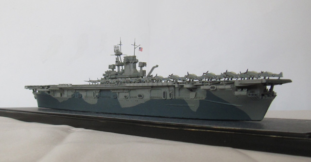 Flugzeugträger USS Wasp (1/700)