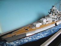 Schlachtschiff Bismarck 1/350 von Willy Menzel