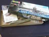 USS Forrestal Verpackung