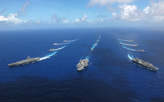 Drei carrier strike groups