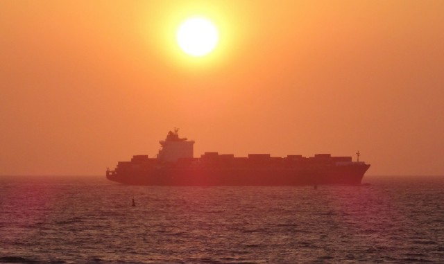 Schiffsverkehr vor Vlissingen, Holland (Foto Thomas Träger)