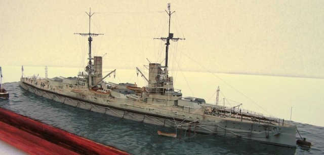 Deutsches Schlachtschiff SMS Friedrich der Große (1/700)