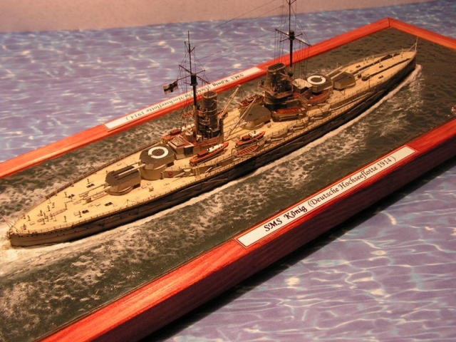Deutscher Schlachtschiff SMS König (1/700)