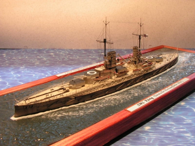 Deutscher Schlachtschiff SMS König (1/700)