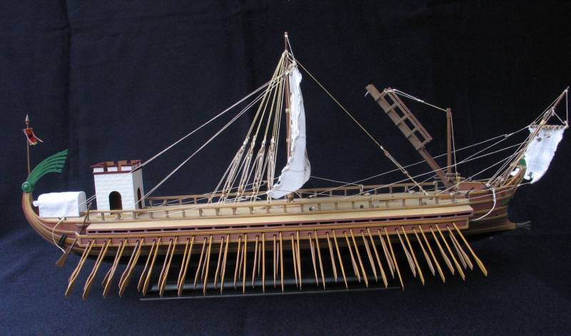 Römische Quinquereme Quinqueremis Romana 1/72 von Christian Matzke