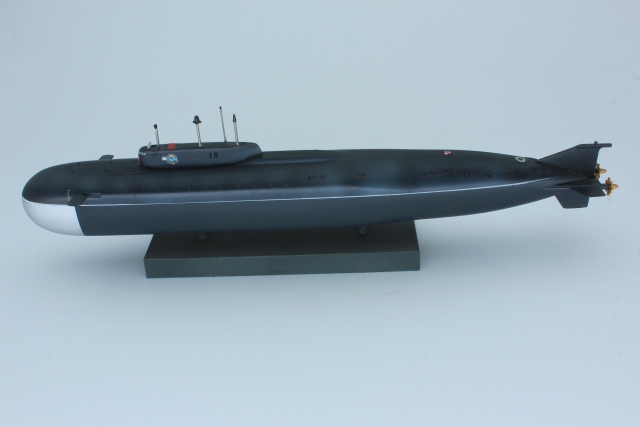 Raketen-Unterwasserkreuzer Kursk (1/700)