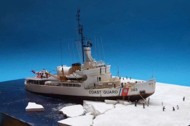 Eisbrecher USCGC Burton Island (1/285)