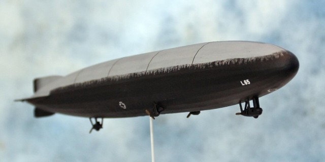 Zeppelin  L65 (1/700)