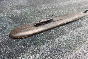 Raketen-Unterwasserkreuzer Kursk (1/700)