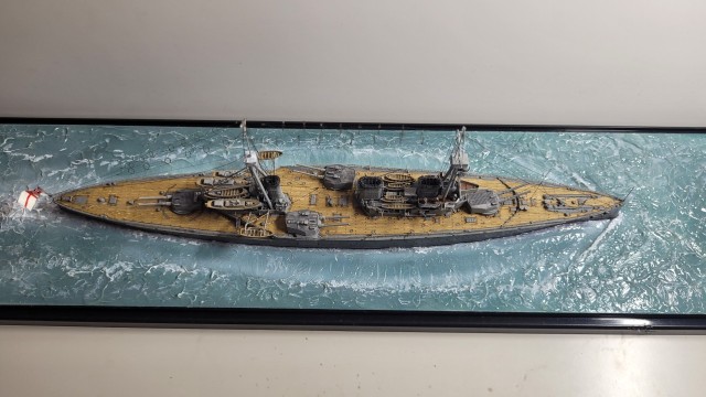 Schlachtkreuzer HMS Invincible (1/700)