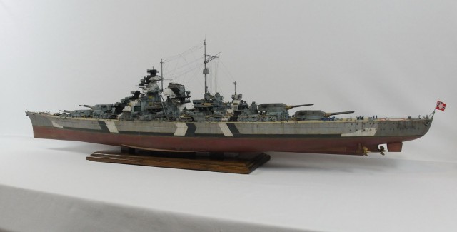 Schlachtschiff Bismarck (1/200)