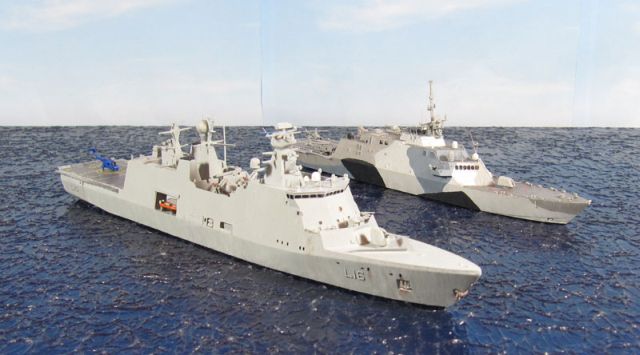 Dänisches Unterstützungsschiff Absalon und USS Freedom