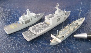 Kreuzer Carvalho Araújo sowie Patrouillenschiffe Meteoro und Knud Rasmussen (1/700)