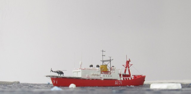 Antarktispatrouillenschiff HMS Endurance (1/700)