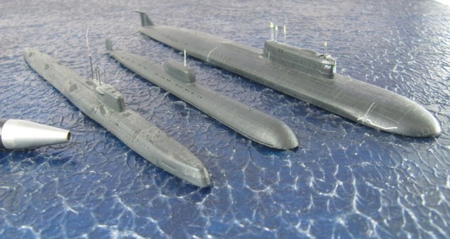 Raketen-U-Boote K-108, K-458 und K-186 Omsk (1/700)