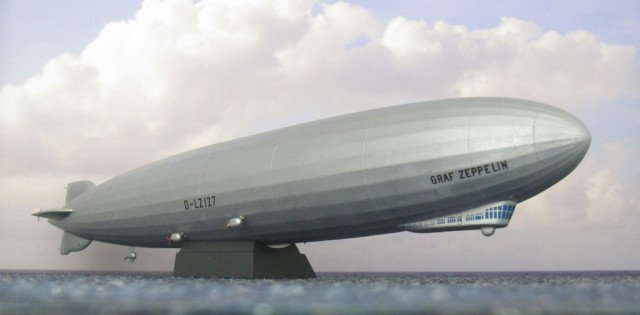 Zeppelin LZ 127 Graf Zeppelin (1/720)