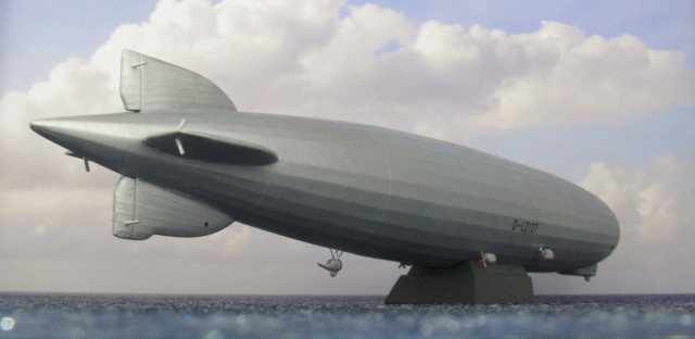 Zeppelin LZ 127 Graf Zeppelin (1/720)
