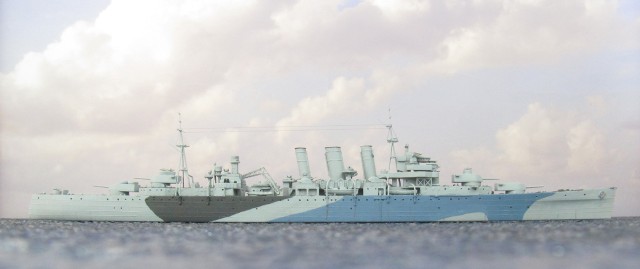 Schwerer Kreuzer HMS Norfolk (1/700)