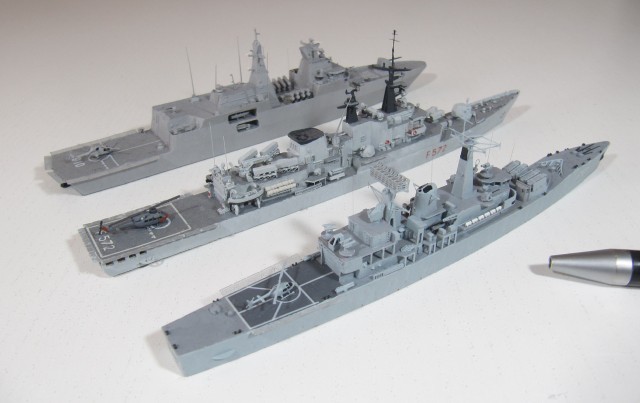 Fregatten Presidente Eloy Alvaro, Libeccio und El Radii (1/700)