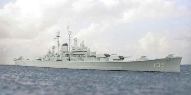 Schwerer Kreuzer USS Salem (1/700)