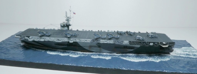 Geleitträger USS St. Lo (1/700)