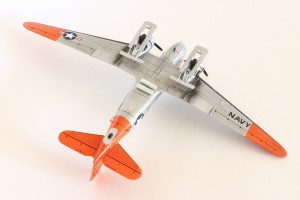 Transportflugzeug Douglas R4D-5L Que Sera Sera (1/144)